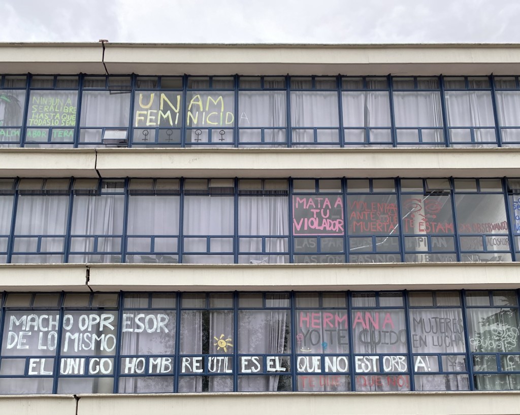 Te estamos observando